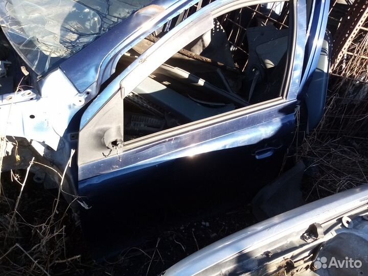 Двери и комплектующие дверей тойота витц 1999г