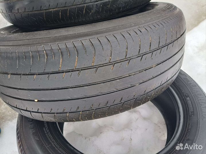 Yokohama dB Decibel E70 215/60 R16