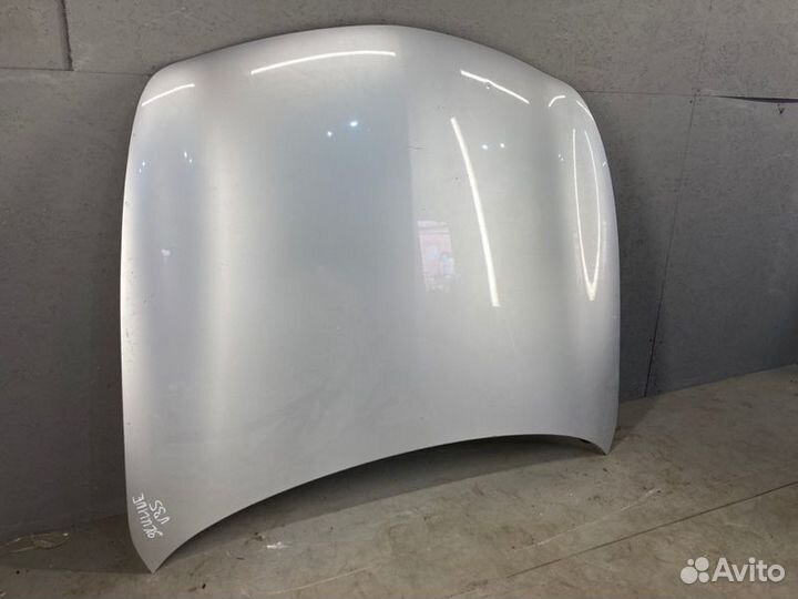 Капот Infiniti G