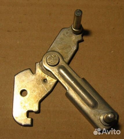 Кронштейн (Шарнир / Петля) дверки духовки Дарина