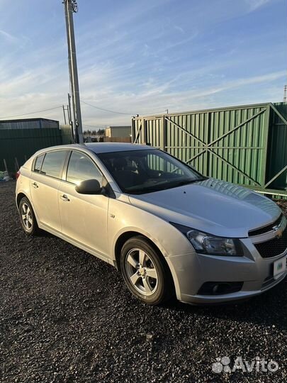 Chevrolet Cruze 1.8 AT, 2012, 92 300 км