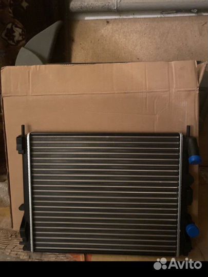 Радиатор охлаждения рено логан