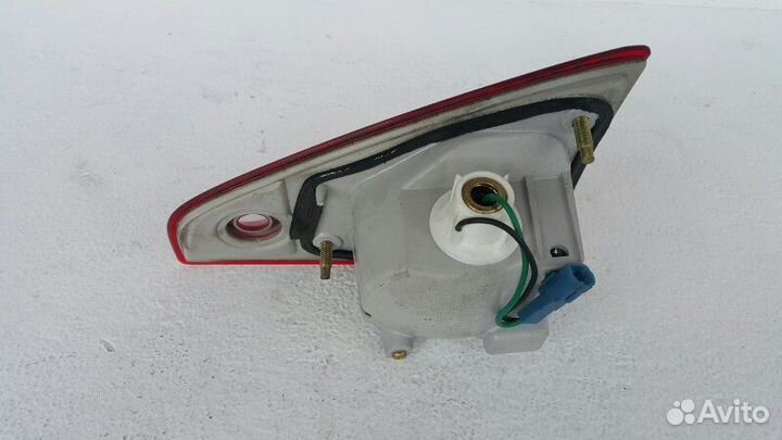 Фонарь задний правый Suzuki Liana M16A 2005