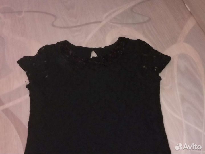 Праздничная блузка и кожаная юбка