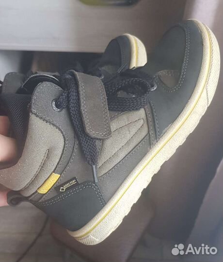 Ботинки для мальчика деми 30р. Ecco