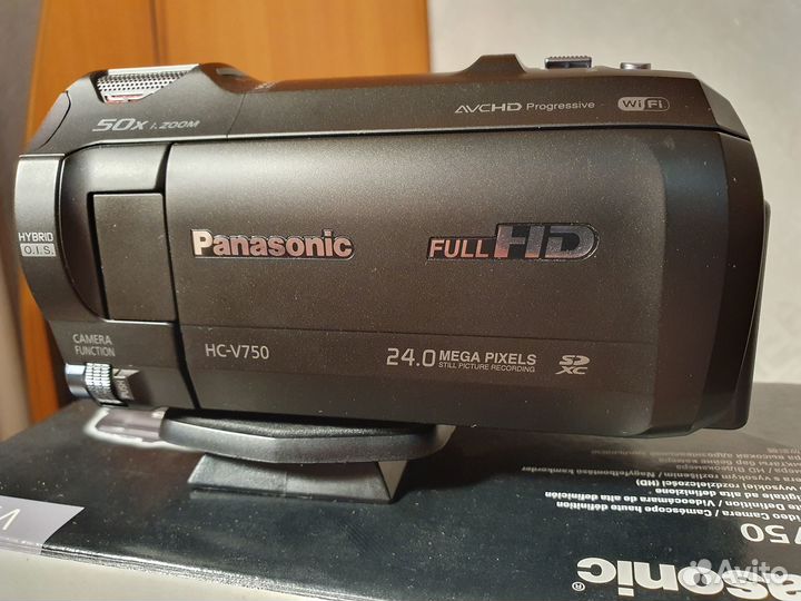 Panasonic hc v750