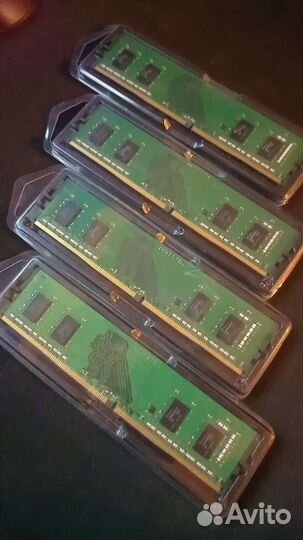 Оперативная память DDR4 16gb по 4gb Sk hunix 2400