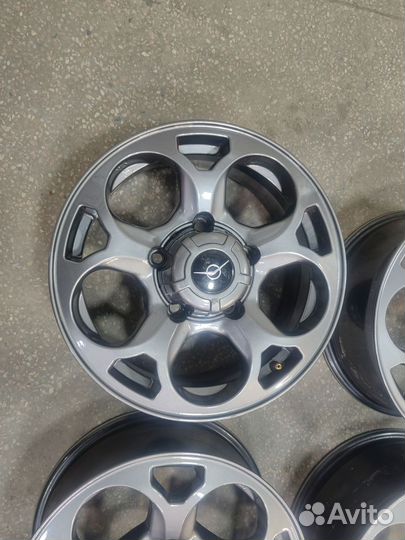 Лииые диски УАЗ R16 оригинал
