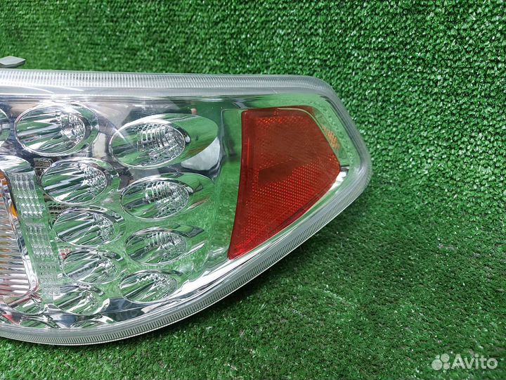 Фонарь задний Subaru Impreza GH GR правый