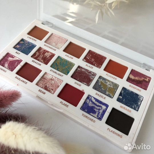 Палитра теней палеика revolution