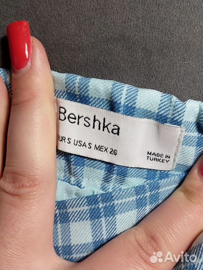 Голубая юбка в клетку от bershka