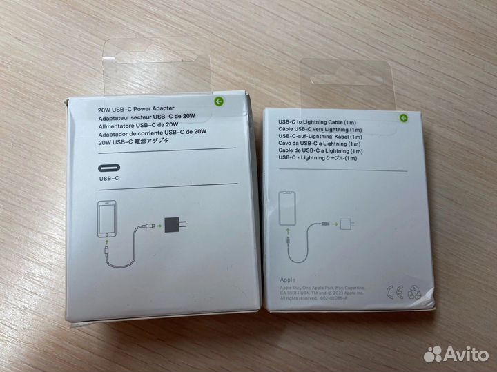 Оригинальная зарядка на iPhone
