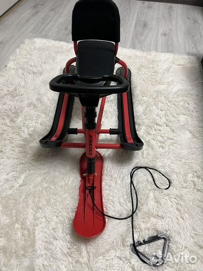 Детский снегокат со спинкой