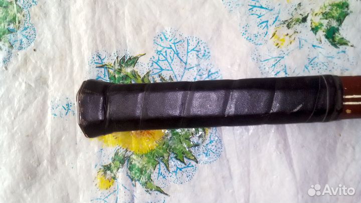 Ракетка для большого тенниса. 