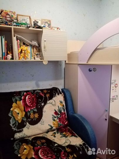 Кровать чердак со столом