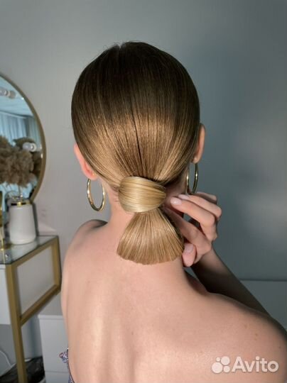 Прически и макияж