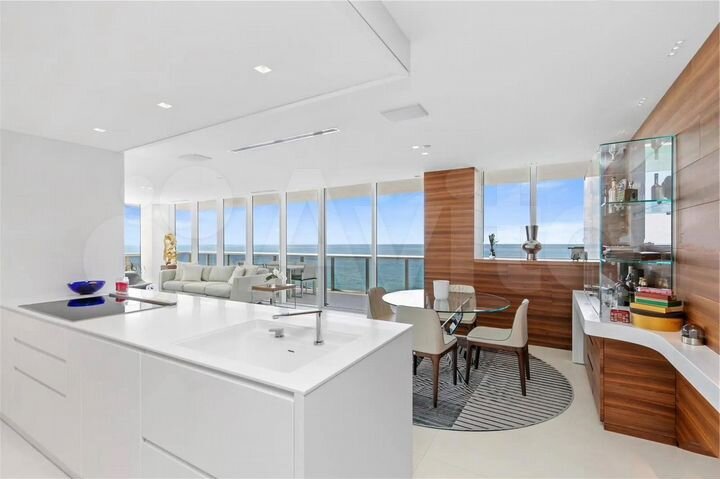 3-к. квартира, 120 м², 4/5 эт.