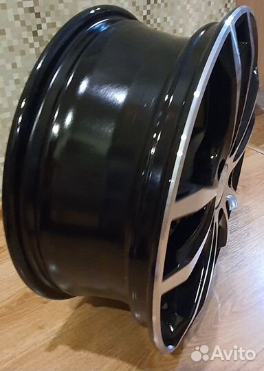 Литые диски r16 5x112 новые возможно с шинами