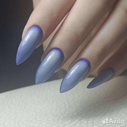 Маникюр с покрытием лаком