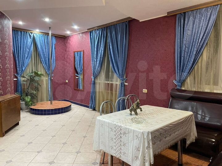 Дом 190 м² на участке 10 сот.