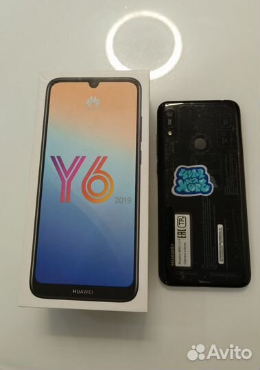 HUAWEI Y6 (2019), 2/32 ГБ
