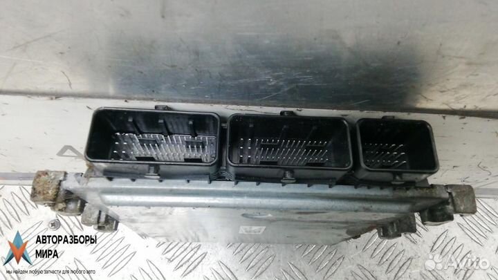 Блок управления двигателем Renault Scenic 3 2010