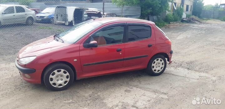 Разбор Peugeot 206