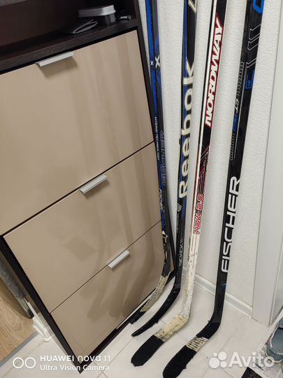 Клюшки хоккейные бу