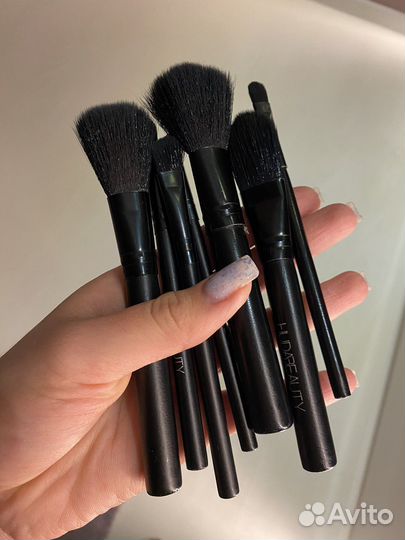 Кисти для макияжа