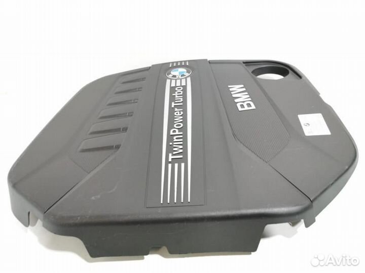 Декоративная крышка двигателя BMW X5 F15 2018