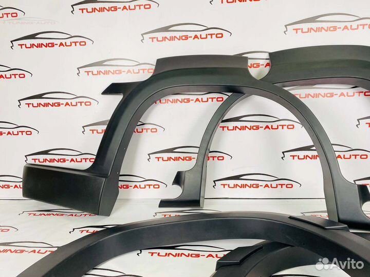 Фендера Toyota Land Cruiser 200 wald с 2016