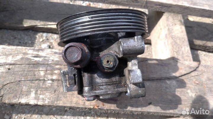 Насос гур Mazda 6 лифтбек 2.0 2006