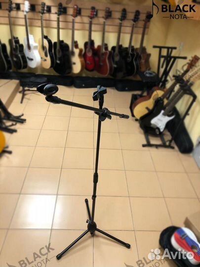 Стойка для микрофона новая