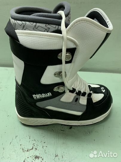 Сноубордические ботинки c доской