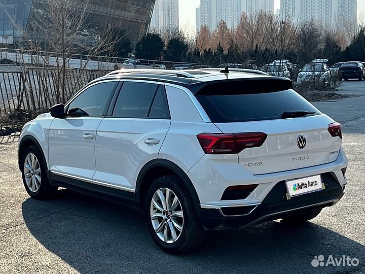 Volkswagen T-Roc 1.5 AMT, 2021, 40 000 км