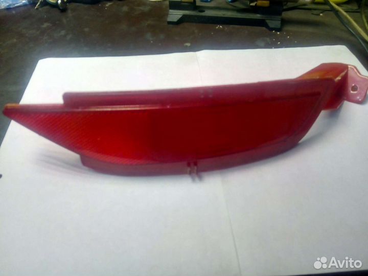 Фонарь задний светоотражающий на форд фиеста