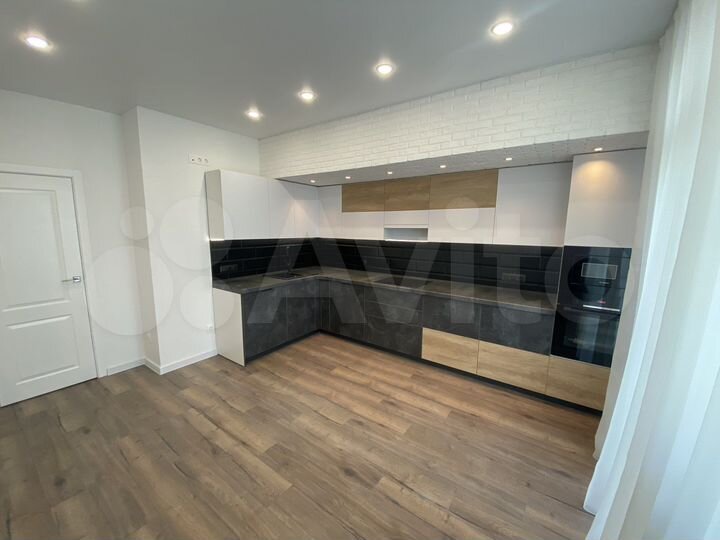 3-к. квартира, 87,6 м², 19/21 эт.