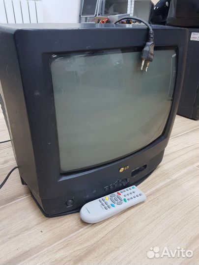 Телевизор LG б/у