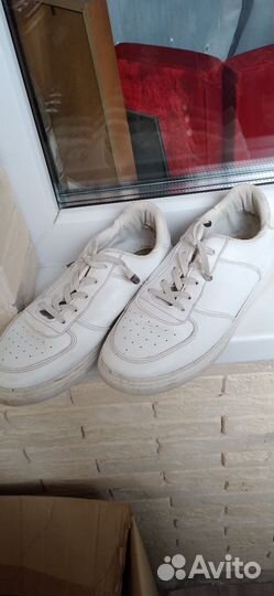 Кроссовки для девочки