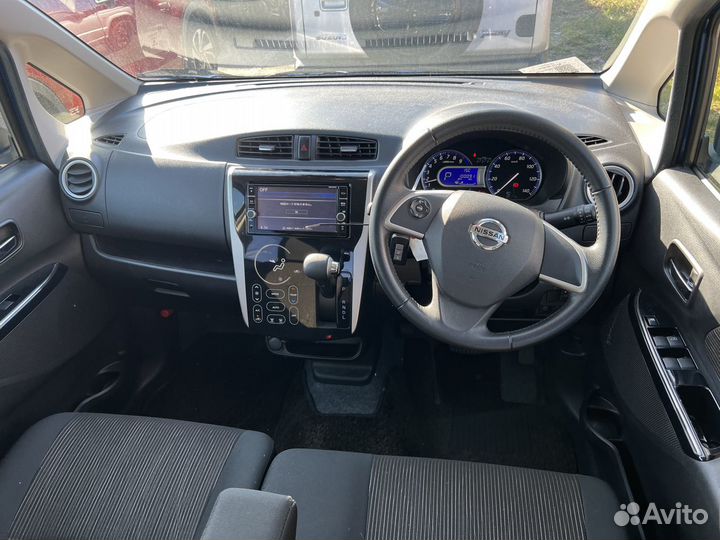 Nissan Dayz 0.7 CVT, 2018, 100 000 км