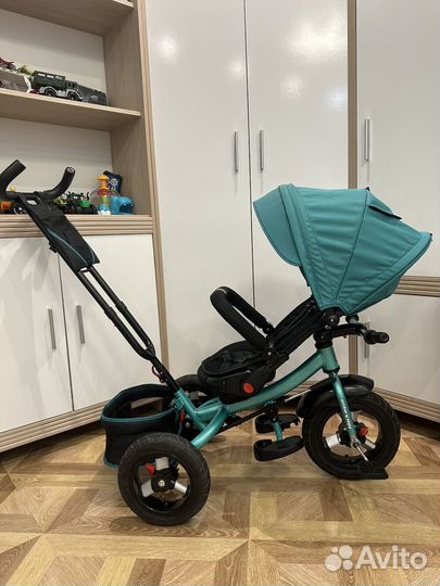 Трехколесный велосипед с родительской ручкой