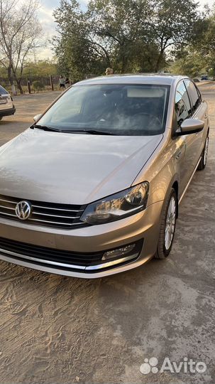 Volkswagen Polo 1.6 AT, 2015, 220 000 км