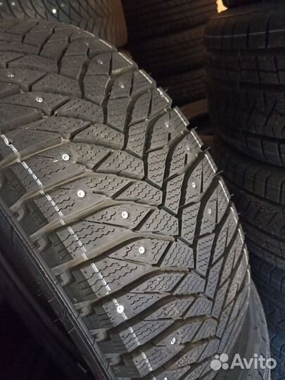 Triangle PS01 215/55 R17 98T