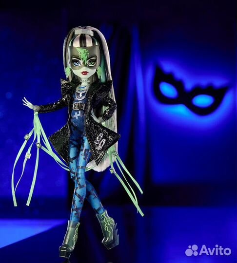 Monster High Haunt Couture Frankie Stein