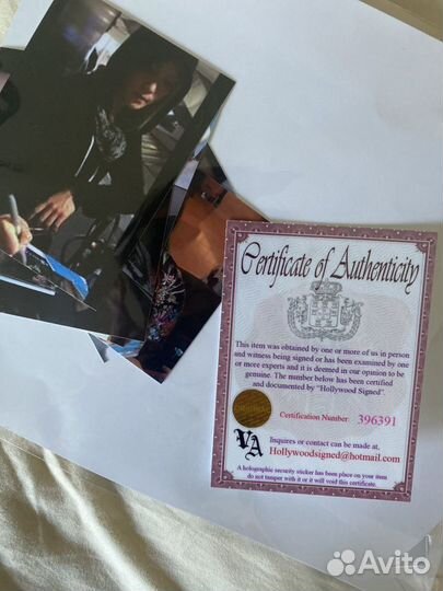 Автографы главных героев мстители: Финал