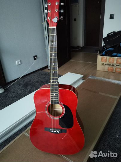 Акустическая гитара