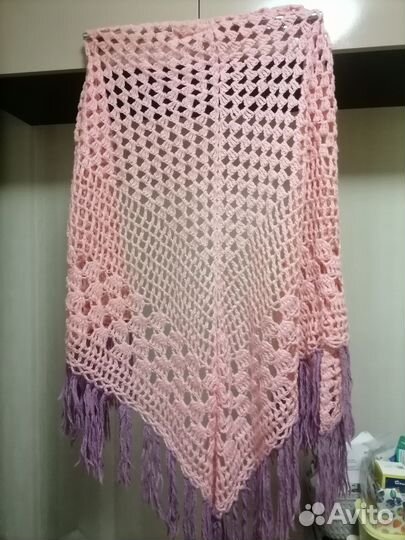 Шаль вязанная. Платок