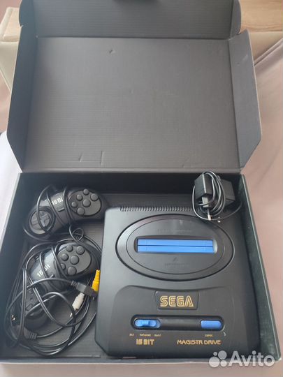 Игровая приставка sega
