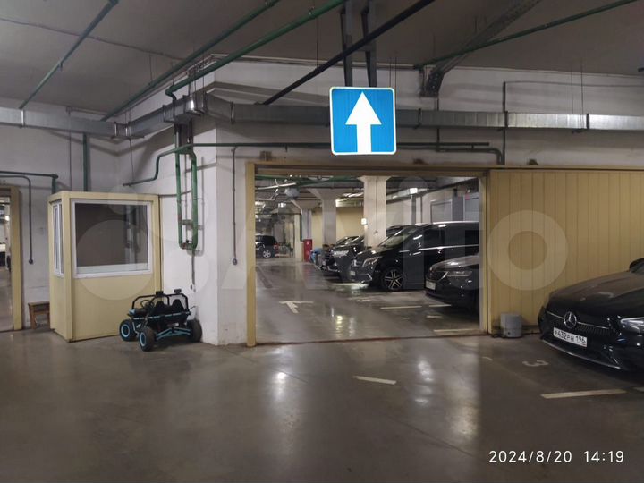 Машиноместо, 16 м²