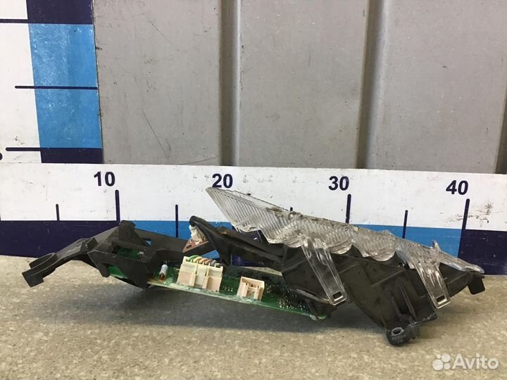 Фара левая Toyota Camry XV50 2011-2017